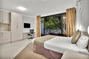 Carlton Lygon Lodge - Close to Melbourne Uni - Epping