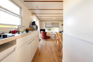 Bicycle Storage - Close to Efteling & Safaripark Beekse Bergen & Parking!