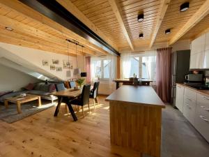 Helles ruhiges Appartement im Grünen