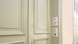 Appartements Le Repaire des Templiers - 6 pers. - Cour Calme : photos des chambres