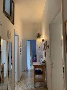 Doppel- oder Zweibettzimmer