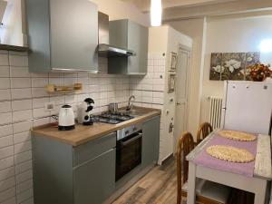 DOMUS TUSCIA APARTMENTS Via Piana 1