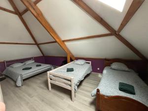 Maisons de vacances A l-oree du bois : photos des chambres