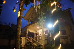 PRIYA PALACE - HOMESTAY SWIMMING POOL I Kodaikanal I 87oo and 2o5 and 865