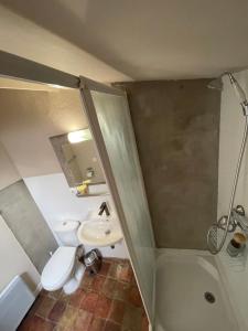 B&B / Chambres d'hotes Chambres d' hotes l'Escalo a Moutiers-Ste-Marie (04360) : photos des chambres