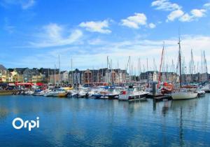 Ref 006 - Appartement 2 pièces à deux pas de la plage et du port, à louer pour les vacances