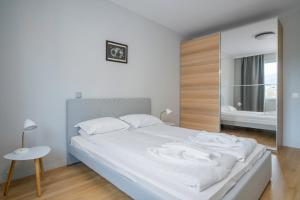 Modern and Central 1BD Flat with Balcony by Flat Mаnager