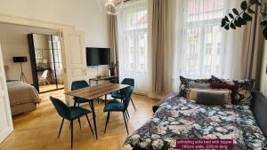 River Site Apartment Janáčkovo nábřeží 27