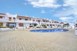 Apartment In Los Cristianos with pool in Port Royal