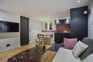 Apartment St Honore by Studio prestige