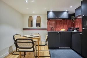 Apartment St Honore by Studio prestige