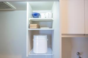 Walk to Nishi-NipporiSendagiNippori sta. DQoY