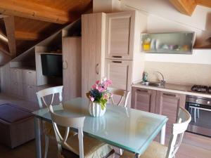 Mansarda bijoux! 50mt dal mare con ampio terrazzino