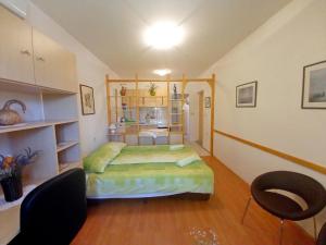 Tolles Appartement in Pješčana Uvala mit Garten und Strand in der Nähe