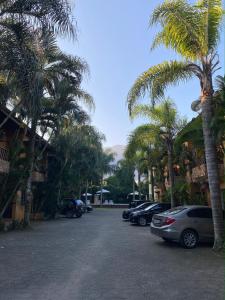 Maresias-200m.praia_CASA_2 suítes_cond. fec.ALOHA