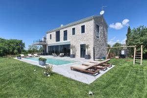 Ferienhaus mit Privatpool für 8 Personen ca 400 qm in Radetici, Istrien Binnenland von Istrien 