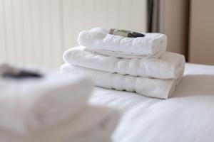 Exceptional Top Floor 1BR apt in Fitzrovia