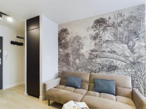 Modern Studio with WiFi in Warsaw by Noclegi Renters