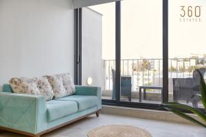 A lovely designer Apt with Balcony in St Julians by 360 Estates