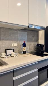 View Talay 7 Seaview Apartments