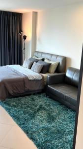 View Talay 7 Seaview Apartments