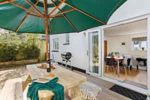 Vickerys Cottage - Free Parking, Free WiFi, Pet Friendly