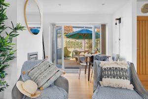 Vickerys Cottage - Free Parking, Free WiFi, Pet Friendly