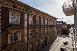 Spacious Apartment with Entresol - Kraków Old Jewish Town