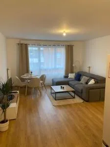 Appartement JO, proche Paris - 基扬古尔