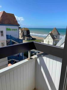 LAppart 502, appartement familial et sa vue mer.