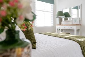 Bright and Spacious 2-Bed Apartment