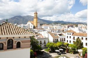 La Malagueña by Croma