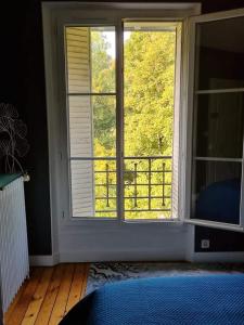 Maison Briand - Petite chambre chez lhabitant - Melun Centre - Wifi, Netflix, Smart TV, Lit à mousse mémoire de forme