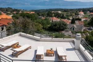 Luxury Holiday House Skrip with Private Pool