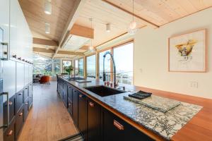 Sausalito Oasis - 3 Mi to Golden Gate Bridge!