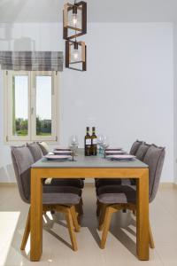 GREEN IN BLUE RESIDENCE LOGARAS