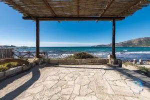 Elegante Villa WI-FI GRATIS con terrazza sul mare quasi a toccare l'acqua - Notteri