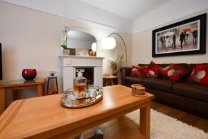 Ladyland Cottage in Maybole
