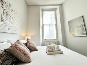 Gorgeous new apartment sleeps 5 near tube station
