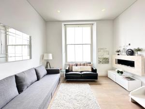 Gorgeous new apartment sleeps 5 near tube station
