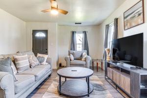 Bright Muncie Home w Yard ~ 2 Mi to Downtown!