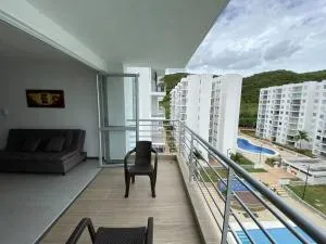 Apartamento con hermosa vista Piso 8 - Coello