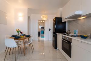 Appartements Cap Ferrat View III AP4401 By Riviera Holiday Hom : photos des chambres