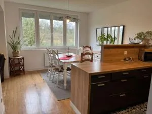 Maison entre terre et mer - Cast