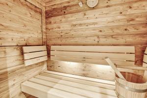 HOME Suites Loft mit Sauna