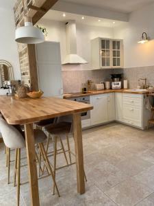 Duplex Cosy et Bohème avec parking proche Calais