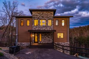Mountain View Manor Pool Hot Tub Game Room