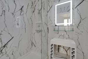 Hotels Modern's Hotel : photos des chambres