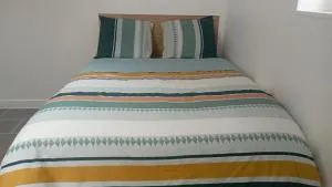 Studio Centre ville Claye Souilly Parking communal Gratuit - Gressy