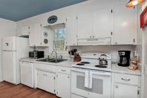 Lure and Leisure Lakehouse